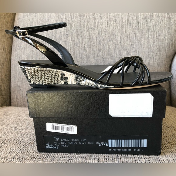 Brand new, never worn Giuseppe Zanotti wedge sandals in Italian shoe size 37.5 - Picture 10 of 16